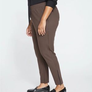 NWT Universal Standard Ponte Pants with Zip Detail